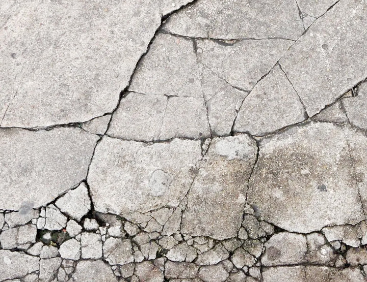 cold-weather-concreting-cracked-concrete-1.jpg