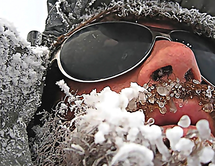 winter-gear-frosty-worker-.jpg